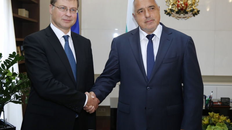 Бойко Борисов се срещна със заместник-председателя на ЕК, запозна се с нещо много важно за страната ни  (СНИМКИ)