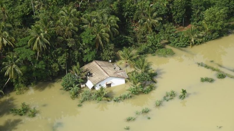 Ужас в Шри Ланка! Над 200 са жертвите на наводненията