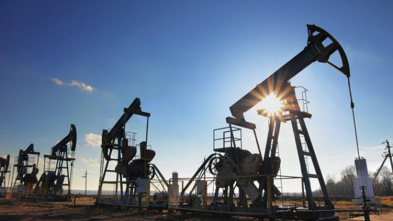 "Роснефт" се кани да стъпи в Америка, като погълне тамошна петролна компания