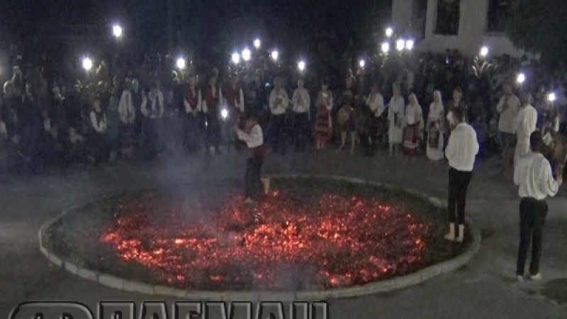 Древен ритуал събра над 3 000 българи в странджанско село (ВИДЕО)