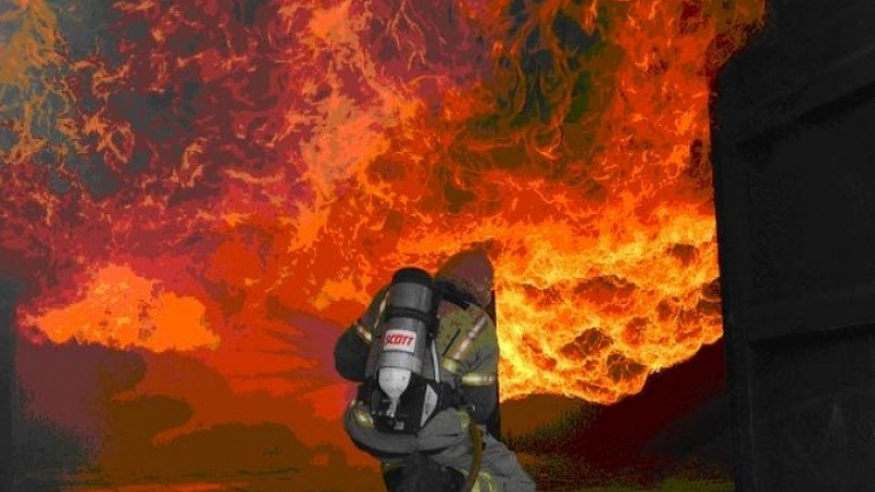 Сигнал до БЛИЦ: Пожар в стопанство в Челопечене