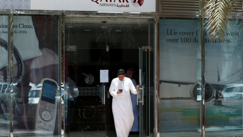 Катар призова гражданите си да напуснат Емирствата заради...