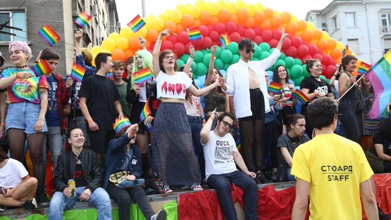 ВМРО: Спрете гей парада, демонстриращ групово психично отклонение   