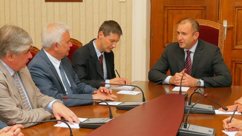 Най-големите шефове на "Лукойл" обявиха пред Радев, че ще утвърждават България като ключов експортен център в региона