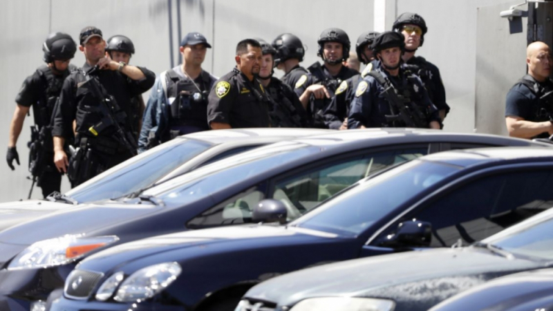 Броят на труповете след стрелбата в Сан Франциско расте (СНИМКИ)