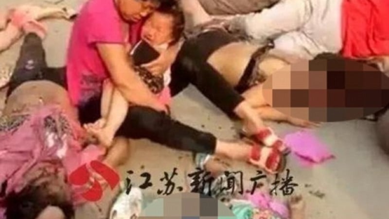 Страшна трагедия в Китай! Взривиха детска градина, гледката е неописуема, има много загинали (СНИМКИ 18+)