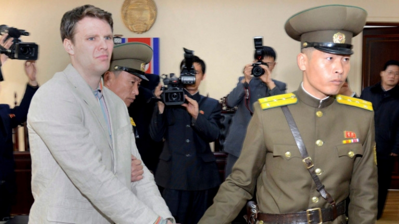 CNN: Почина американският студент, държан в севернокорейски затвор