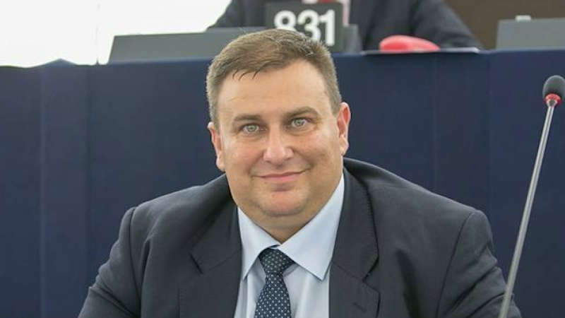Емил Радев с горещ коментар за падането на мониторинга за България