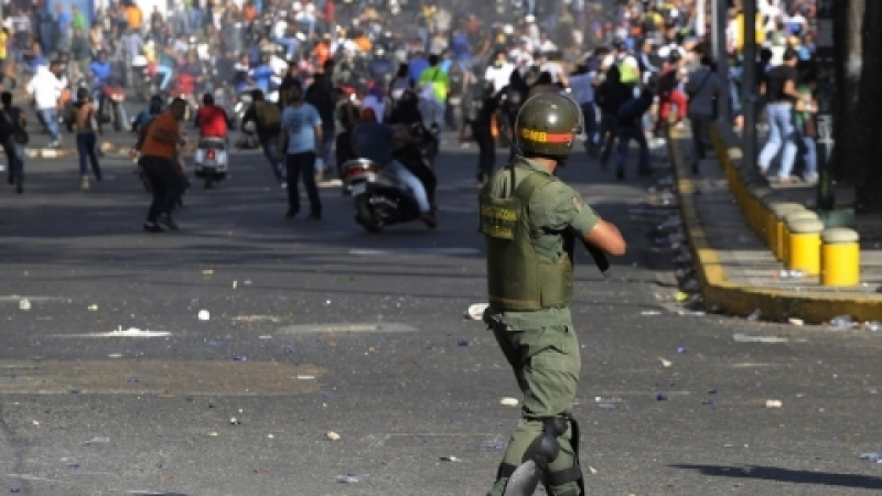 Стрелба срещу протестиращи във Венецуела