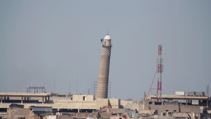 Пред ръба на тоталния разгром: "Ислямска държава" взриви емблематичната Голяма джамия в Мосул (СНИМКИ)