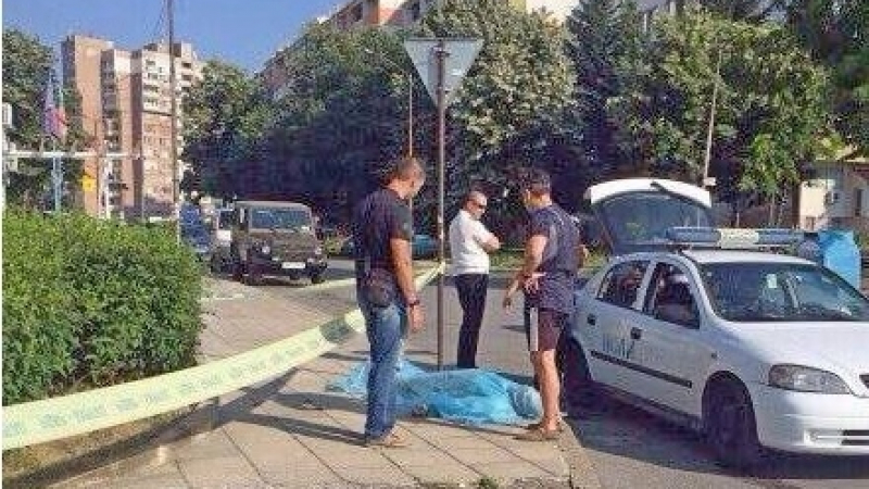 В Бургас е като на война: След взривения банкомат откриха труп на млад мъж пред районното кметство (СНИМКИ)