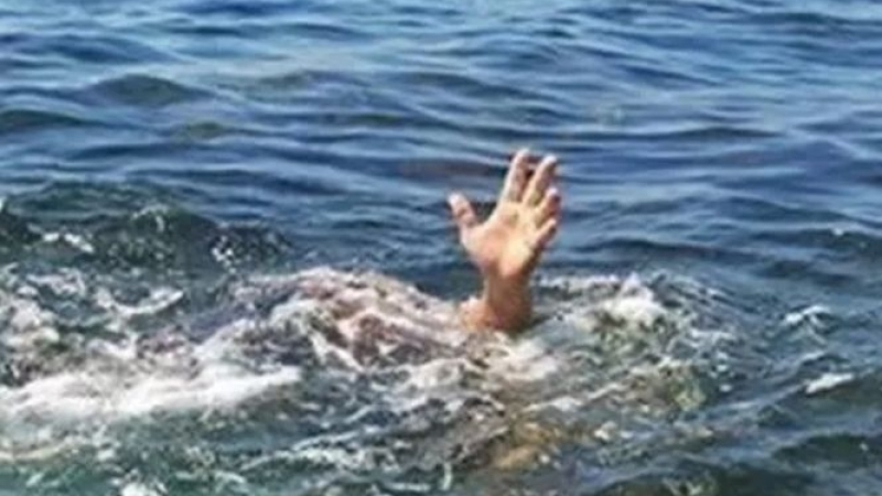 Черна събота край Бургас: Жена се дави в Приморско, извадиха я от морето в кома