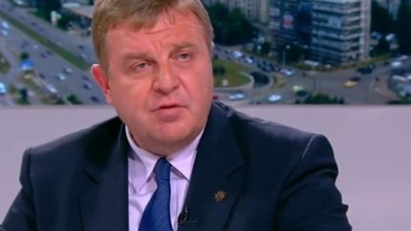 Каракачанов коментира "сделката с изтребителите" и посочи какъв боен самолет искат българските военни 