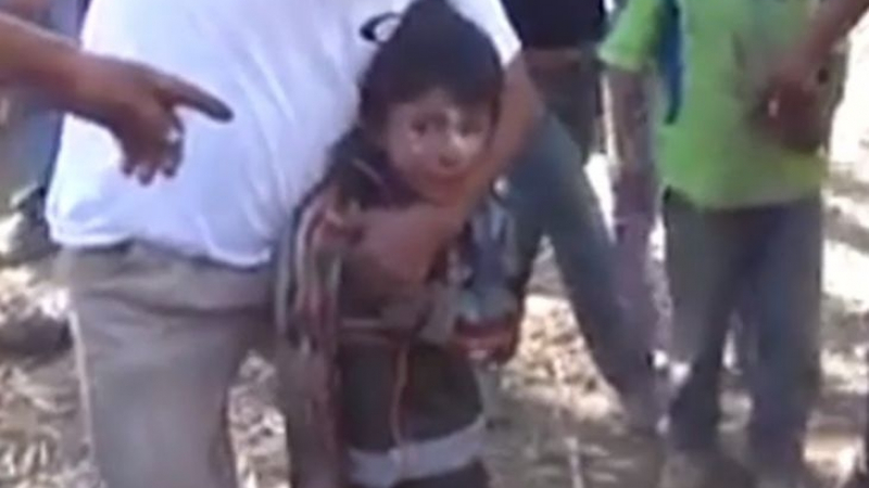ВИДЕО с пияно 5-годишно момче потресе обществеността в Перу