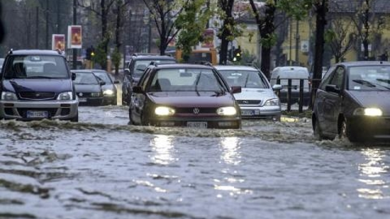 Потоп с "библейски размери" парализира Хърватия (ВИДЕО)