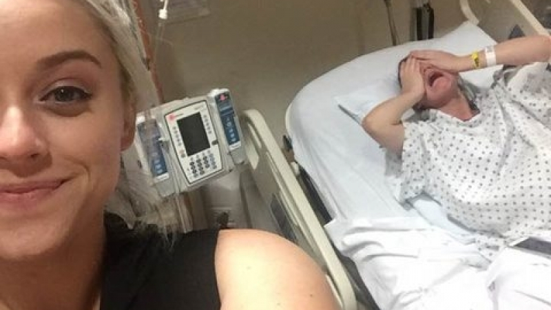 Жена се снима, докато сестра й ражда в агония от болка (СНИМКИ)