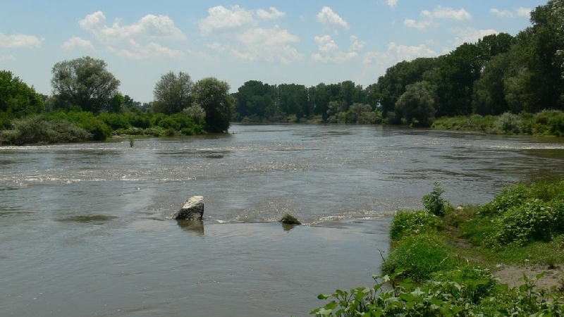 Голяма трагедия със 17-годишен в река Марица!