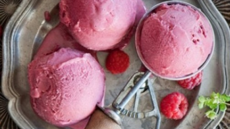 Спасение в жегата: Най-вкусният и лесен домашен сладолед!   