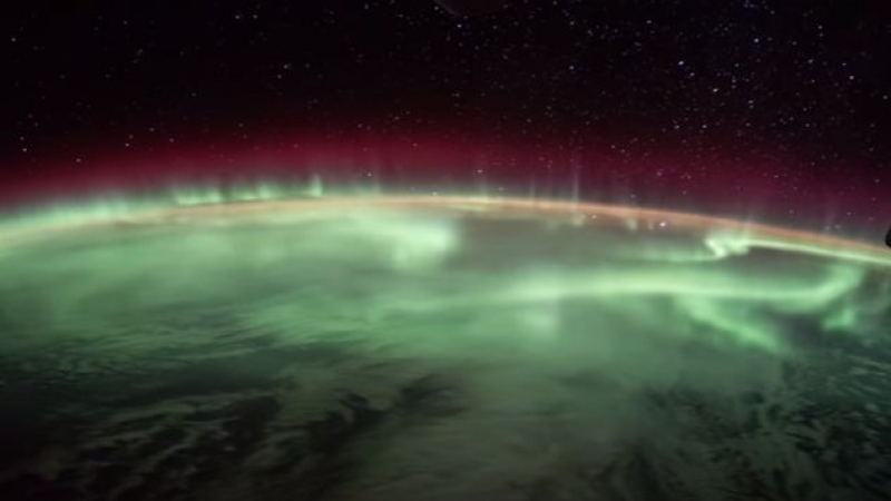 Зрелищно ВИДЕО показва как изглежда северното сияние от космоса 