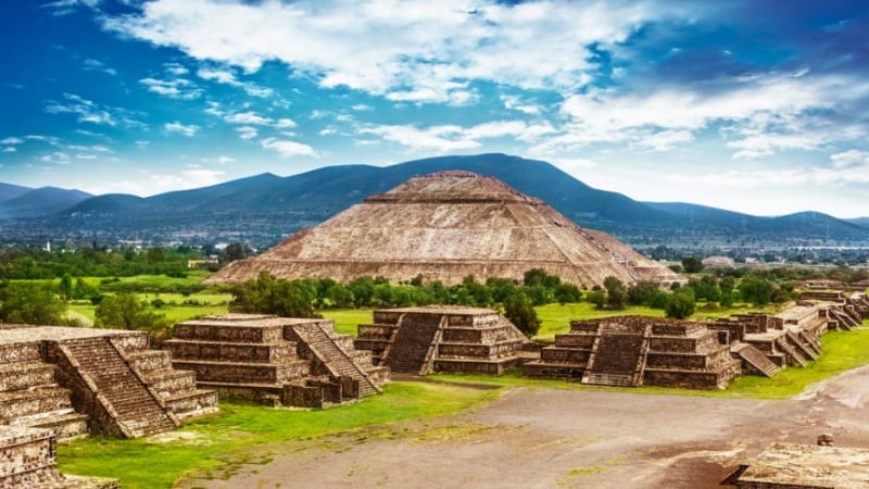 Откриха проход към „подземния свят“ в Пирамидата на Луната в Мексико