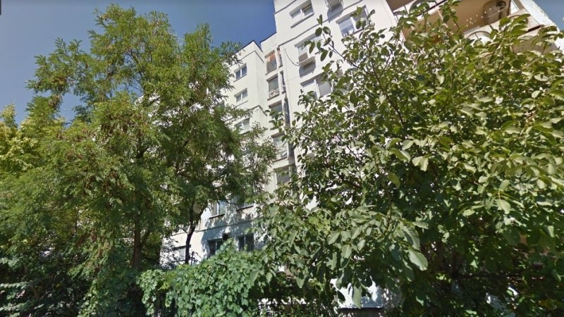 Кошмар! Пенсионер полетя от 6-ия етаж на блок в Пловдив 