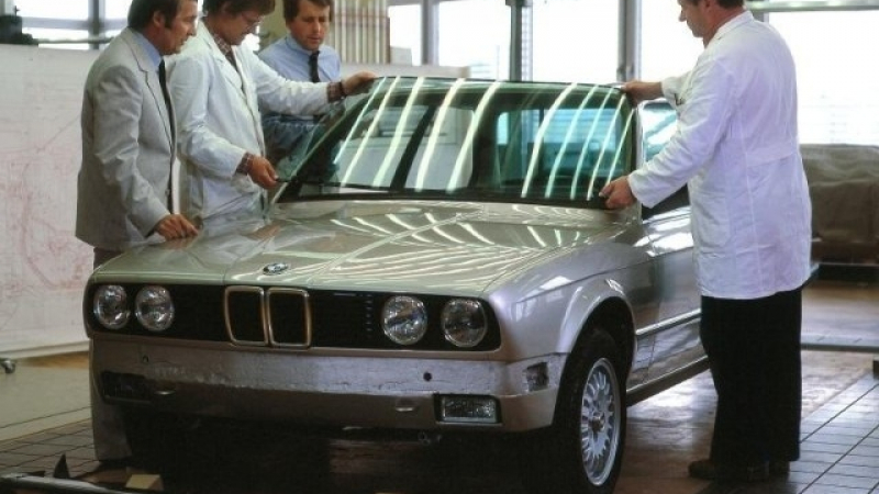 Особеният талант и драматичната лична съдба на човека, който създаде най-популярните и харесвани модели на BMW (СНИМКИ)
