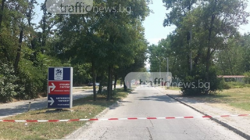 Извънредно от Пловдив: Полиция отцепи пътя към Спешното, военен хеликоптер се приземи в болницата! (СНИМКИ)