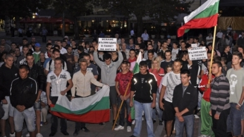 Асеновградчани плашат кмета с нови протести
