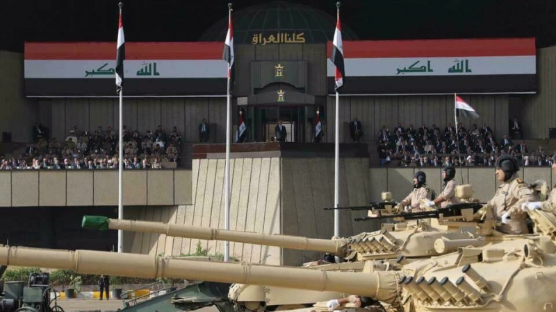 Грандиозен военен парад в Багдад по случай освобождаването на Мосул от ИД (СНИМКИ/ВИДЕО)