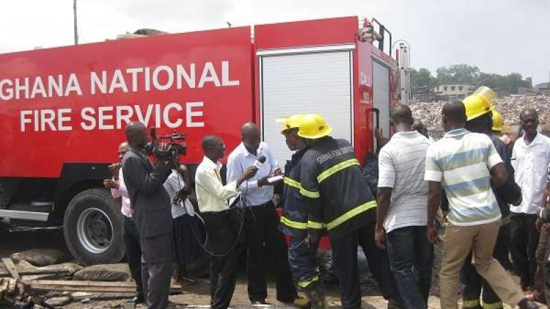 В парламента на Гана избухна пожар