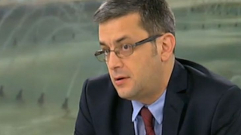 Тома Биков: Целта на колегите в комисията за НДК е да правят панаир