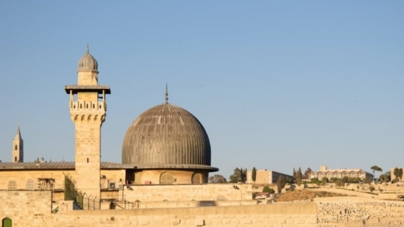 Десетки ранени при нови сблъсъци в Стария град на Ерусалим