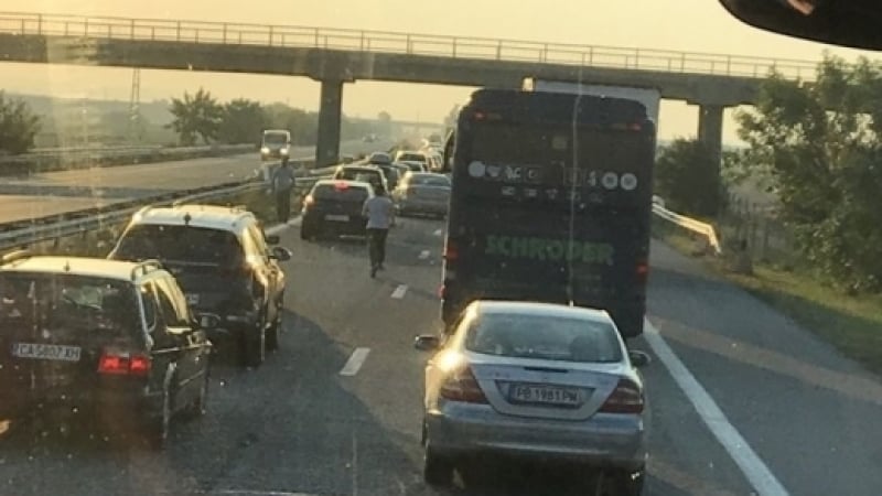 До дни магистрала „Тракия“ става ад за шофьорите