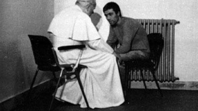 На този ден през 1981-а се слага край на "българската следа" в покушението над Йоан Павел II 
