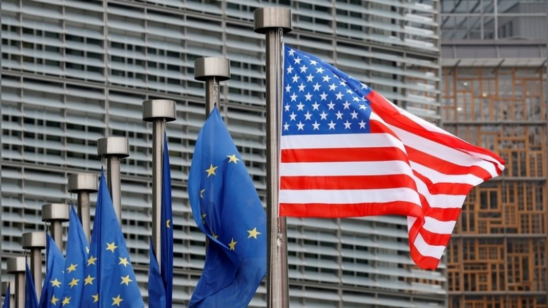 Daily Express: „Едностранните” санкции на САЩ против Русия разтревожиха ЕС      