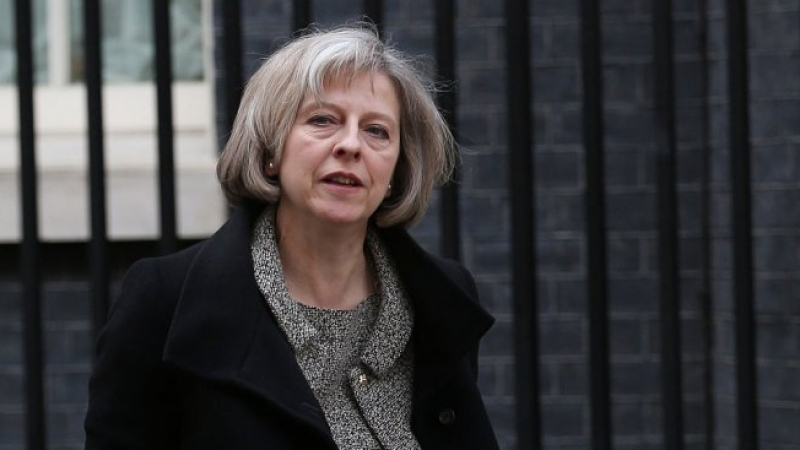 Британски депутати поискаха оставката на Тереза Мей