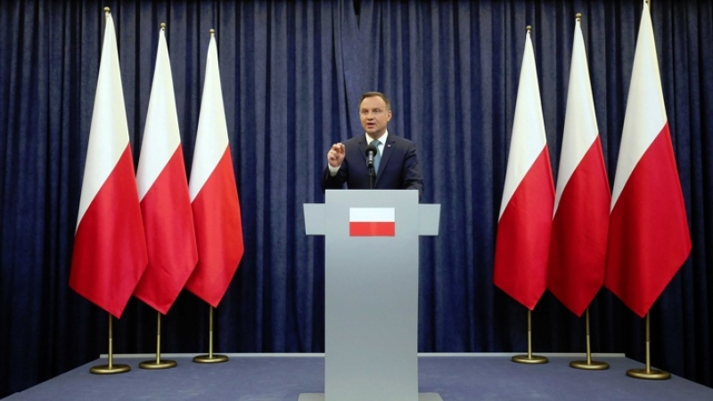 Полският президент взе важно решение, което касае бъдещето на страната