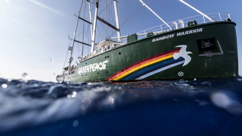 Ветроходът Rainbow Warrior на Грийнпийс пристига в България (СНИМКИ)