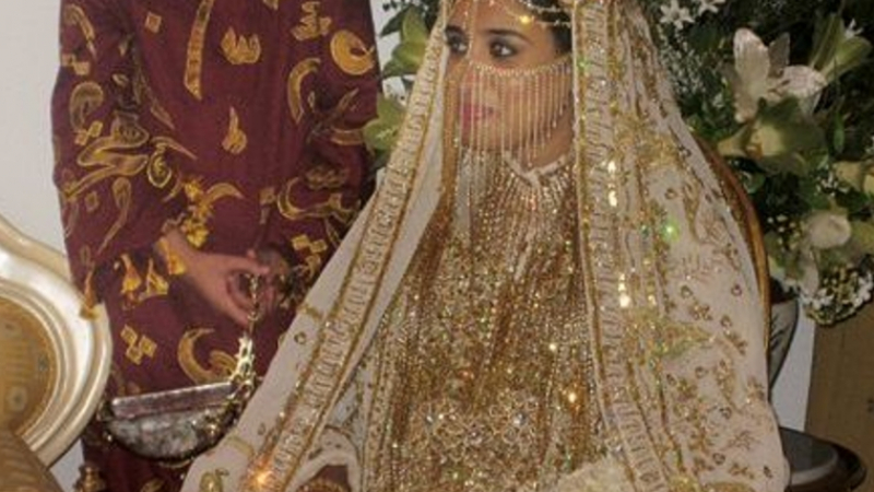 Al Arabiya: Саудитска булка се нави на екстремно изпълнение заради младоженеца