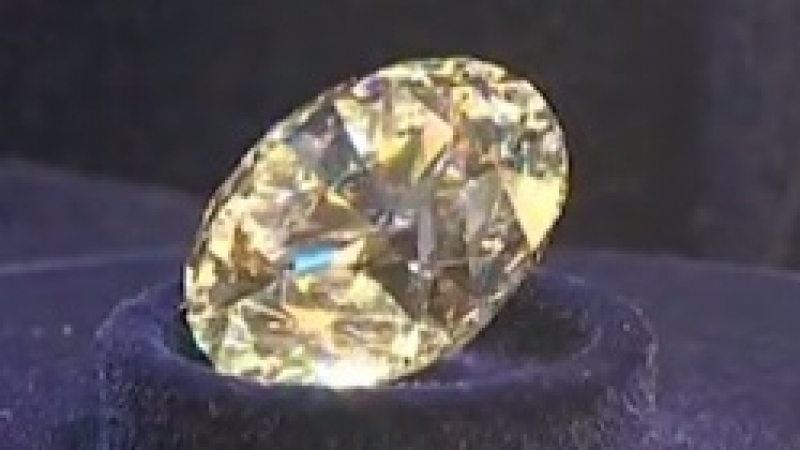 Продават онлайн рядка колекция диаманти, сред които най-скъпия в Русия (ВИДЕО)