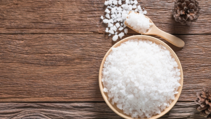 Знаете ли тайните на английската сол - полезна е за здравето и е дар за кожата (ВИДЕО)