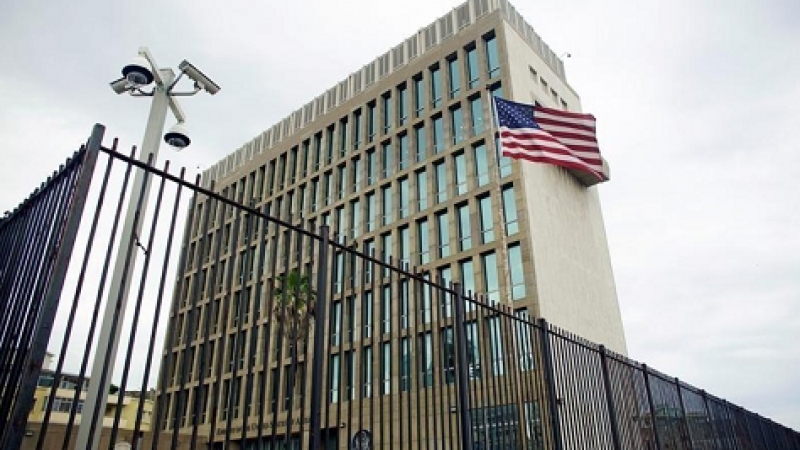 Мистерия! Нещо много странно се случва със служителите на американското посолство в Хавана 