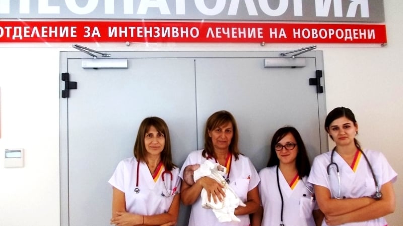 Чудо в Пловдив! Спасиха бебче, родено едва 660 гр. 