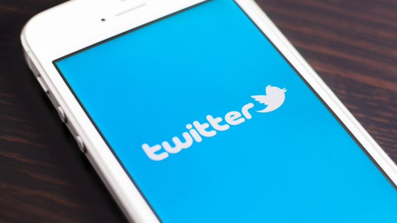  Саудитска Арабия съди потребители на Туитър заради престъпления срещу умерената идеология на обществото