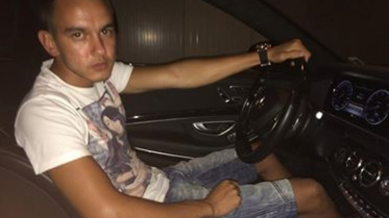 Пловдивски плейбой се подигра със смъртта във Фейсбук и направи нещо немислимо с колата си (СНИМКИ)