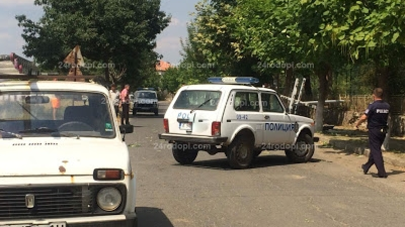 Тежък инцидент в кирковско село по чудо се размина без кръв и жертви (СНИМКИ)