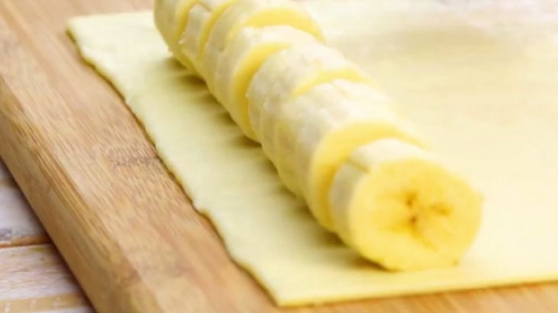 Този десерт с банан е новата кулинарна сензация (СНИМКИ/ВИДЕО)