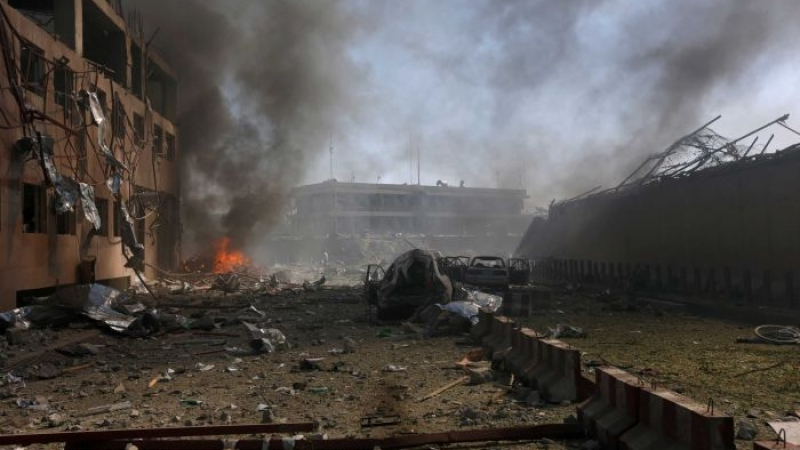 Ракета удари дипломатическия квартал на Кабул