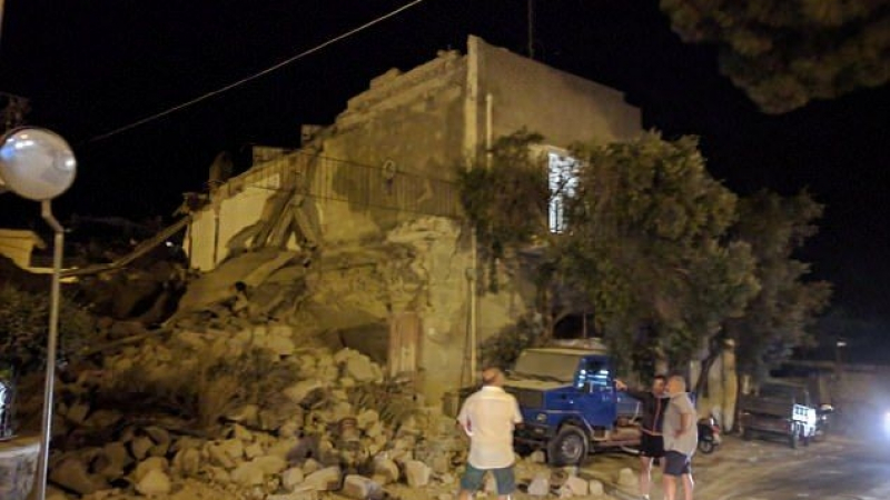 Извънредно: Разрушително земетресение удари край Неапол, има срутени сгради и много ранени (СНИМКИ/ВИДЕО)