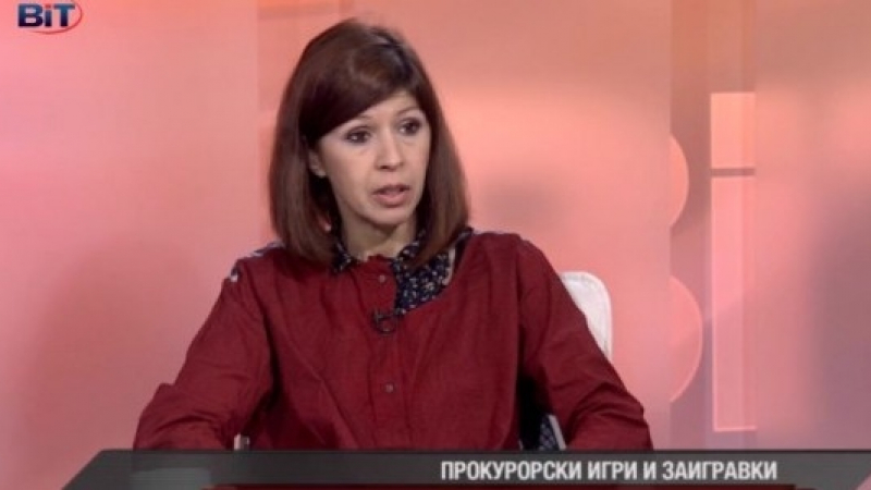 Член на УС на БНР обвини протестиращите около Силвия Великова: Цензурират репортери, окупираха ефира